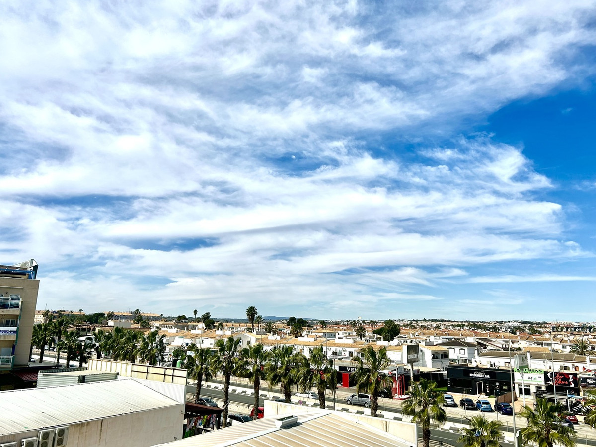 Appartement te koop in Cabo Roig | 2 slaapkamers H5336701