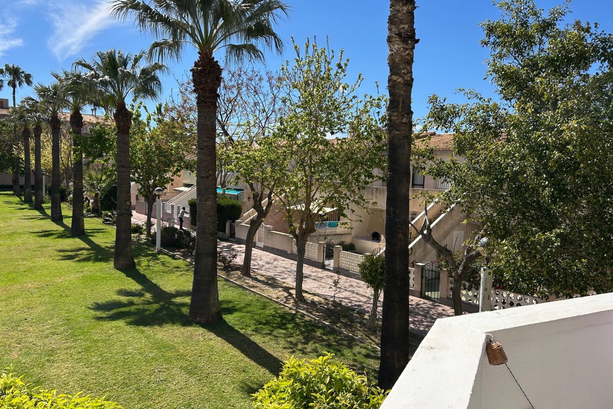 Appartement te koop in Cabo Roig | 1 slaapkamers H5349304