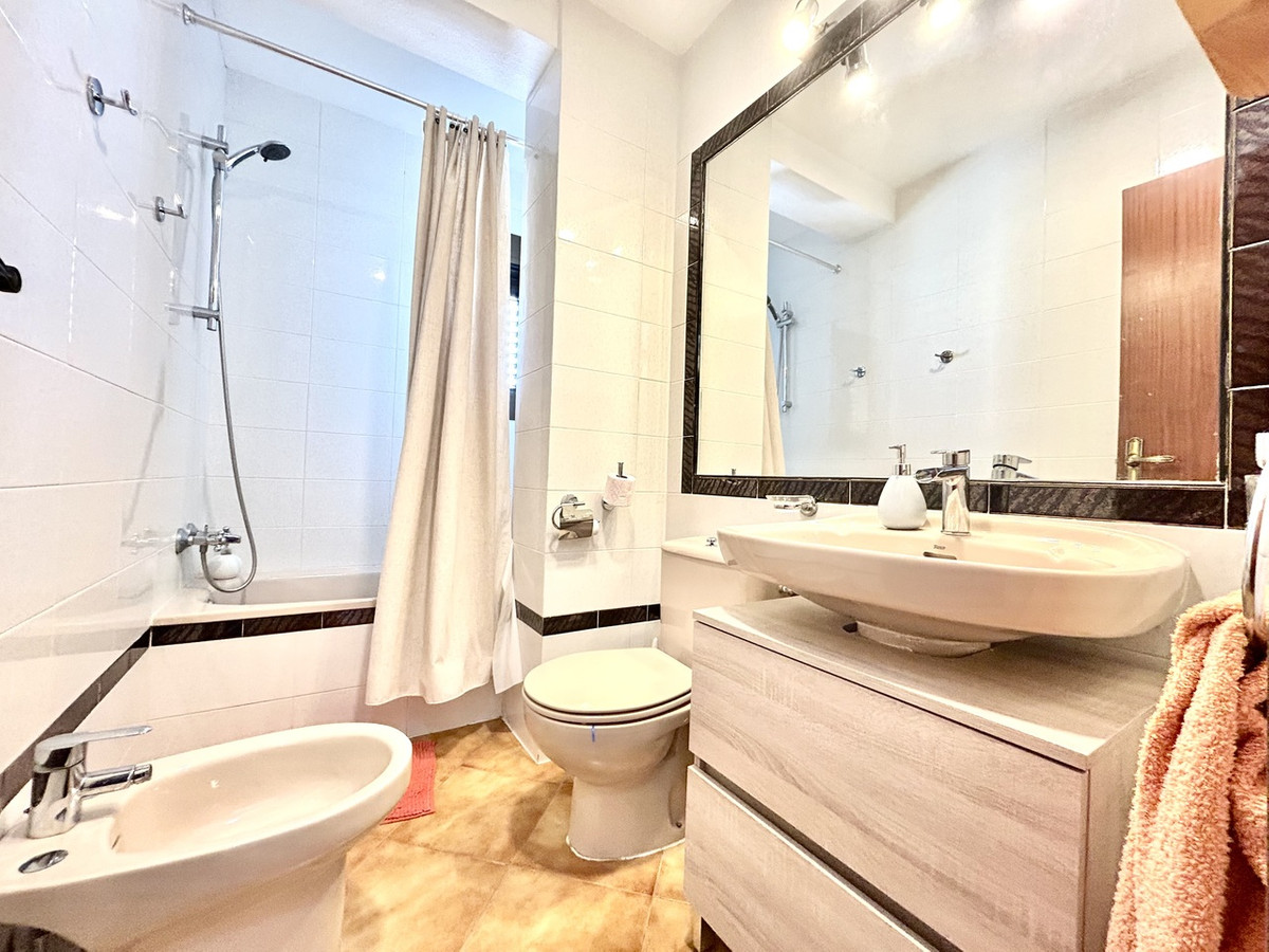 Appartement te koop in Cabo Roig | 2 slaapkamers H5364277