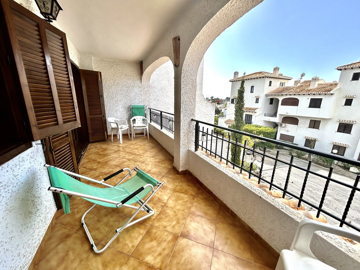 Appartement te koop in Cabo Roig | 2 slaapkamers H5364277