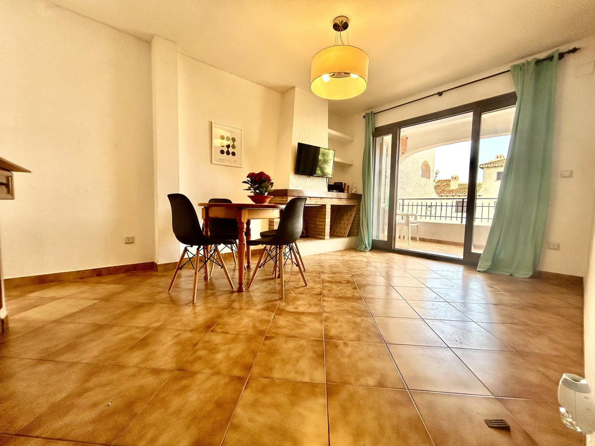 Appartement te koop in Cabo Roig | 2 slaapkamers H5364277