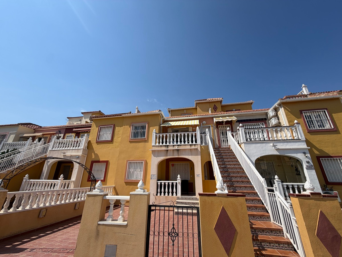 Appartement te koop in Cabo Roig | 3 slaapkamers H5503120
