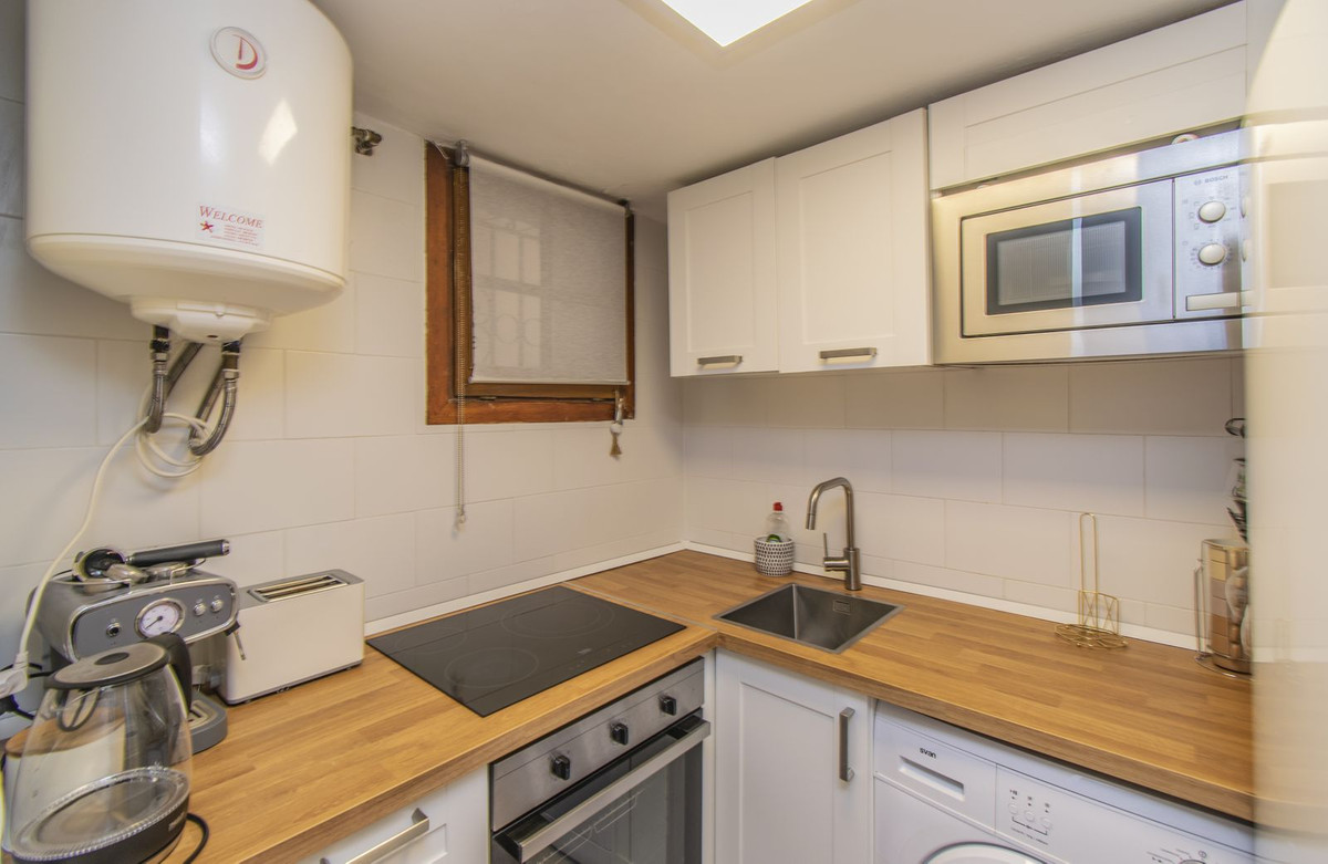 Tussenverdieping Appartement in Cabopino-11