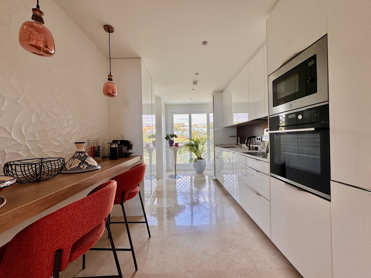 Penthouse Duplex in Cabopino-11