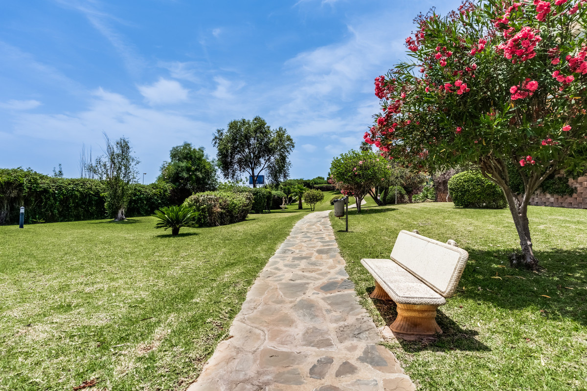Appartement te koop in Cabopino | 2 slaapkamers H5073709