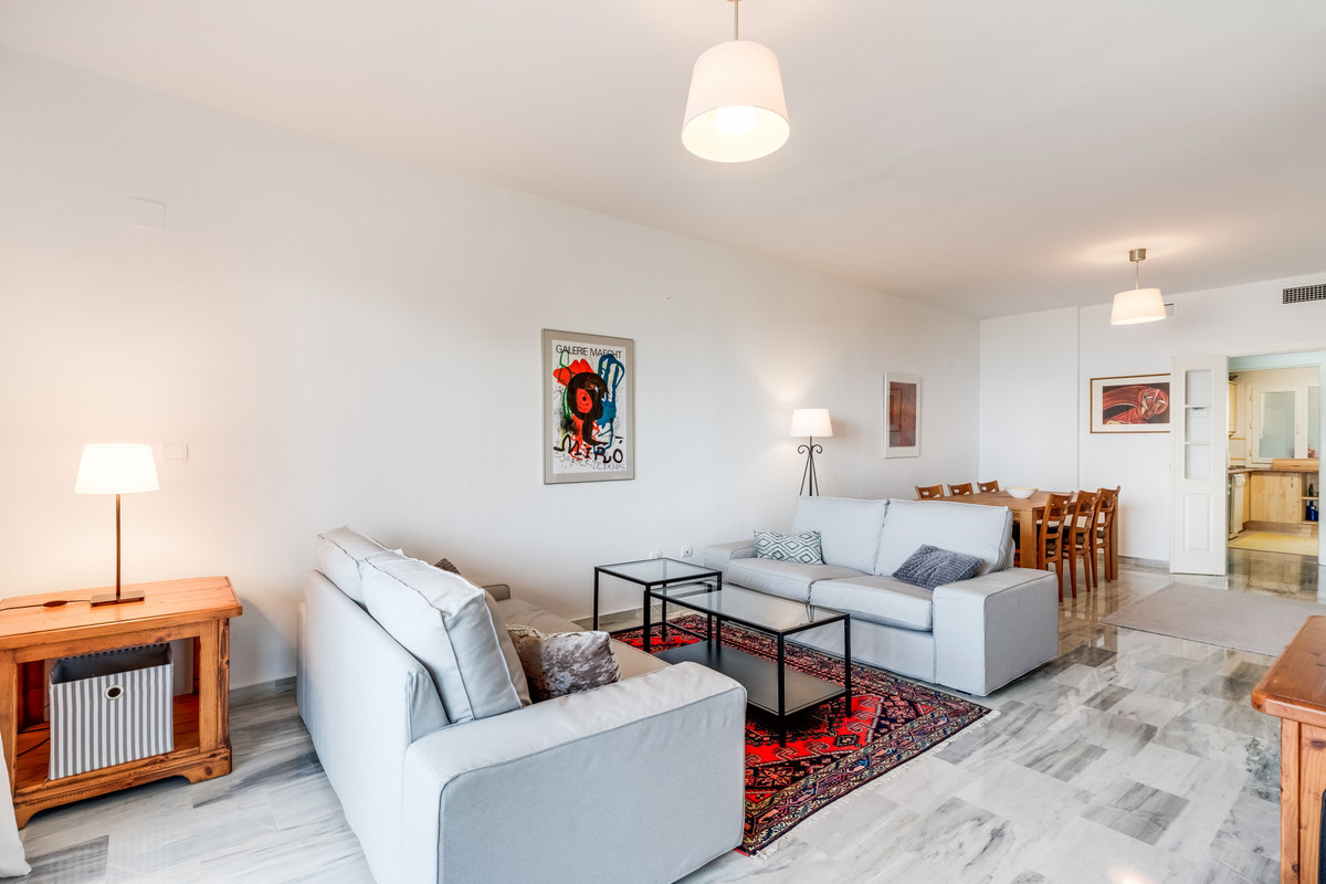 Appartement te koop in Cabopino | 2 slaapkamers H5073709
