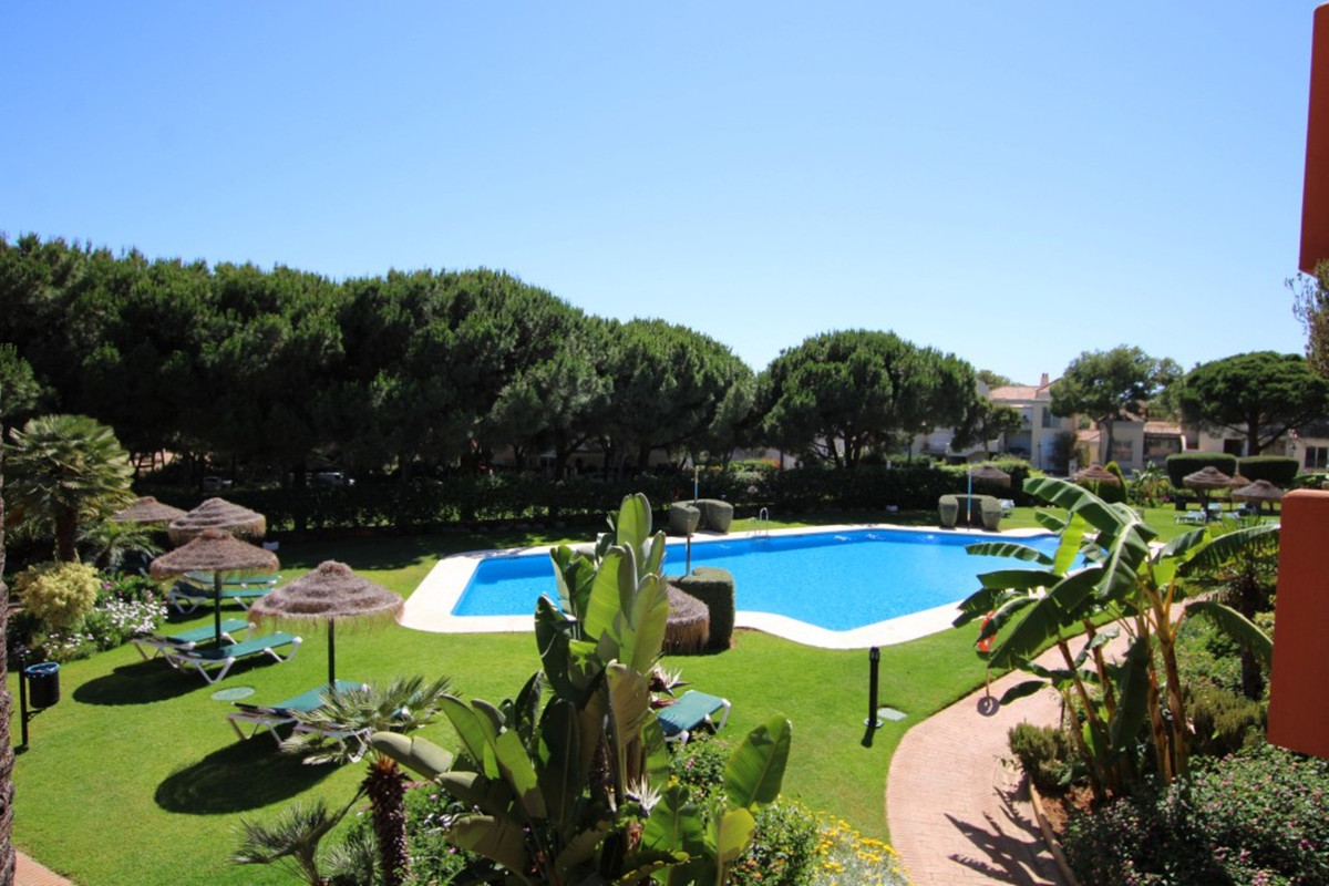 Appartement te koop in Cabopino | 3 slaapkamers H5075299