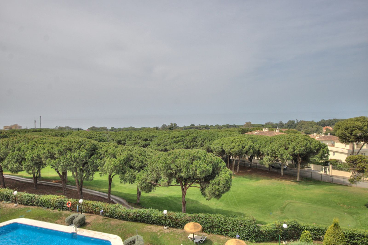 Appartement te koop in Cabopino | 3 slaapkamers H5075299