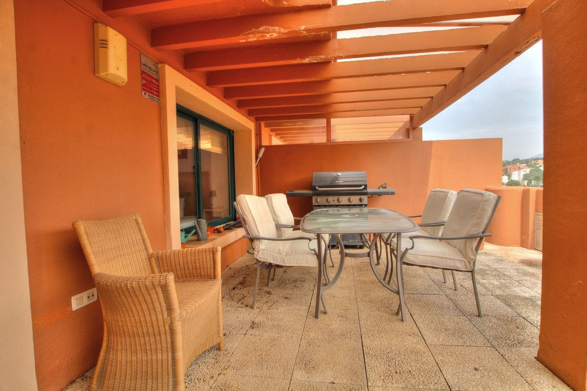 Appartement te koop in Cabopino | 3 slaapkamers H5075299