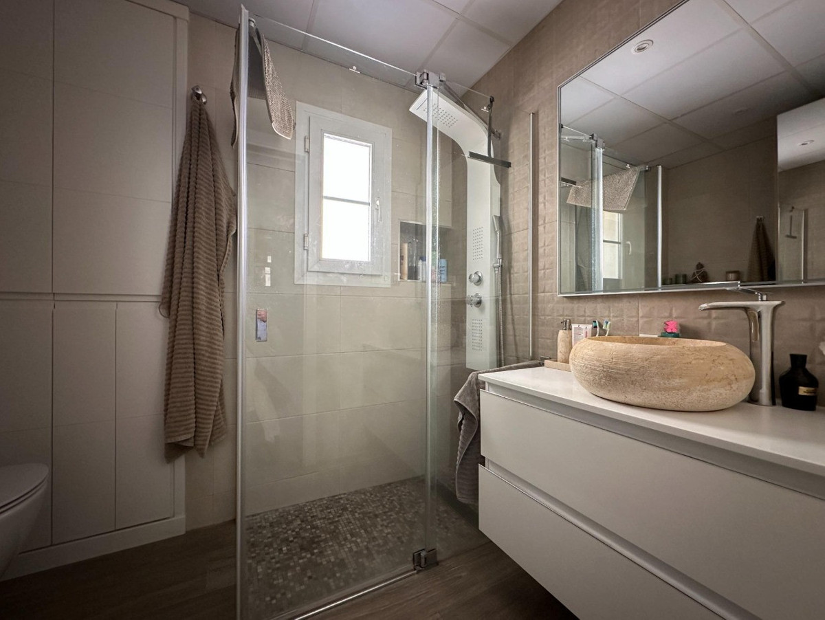 Appartement te koop in Cabopino | 3 slaapkamers H5080291