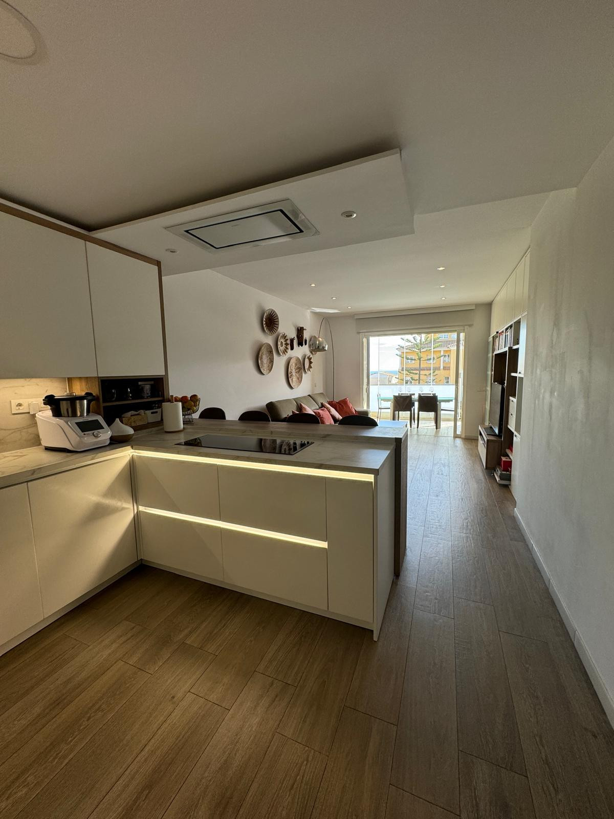 Appartement te koop in Cabopino | 3 slaapkamers H5080291