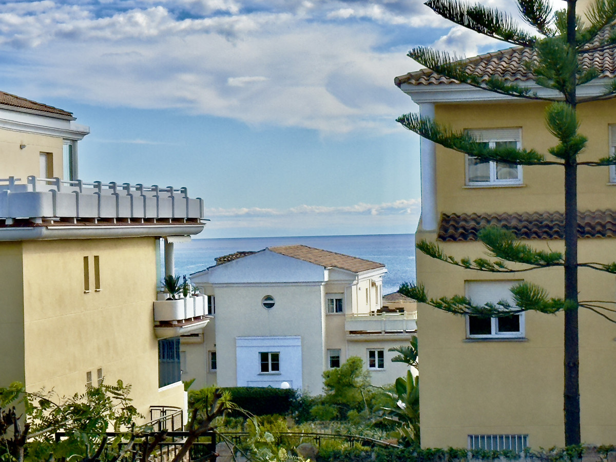 Appartement te koop in Cabopino | 3 slaapkamers H5080291
