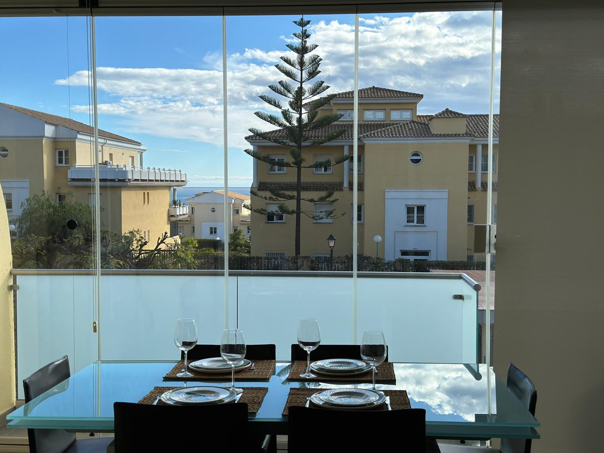 Appartement te koop in Cabopino | 3 slaapkamers H5080291