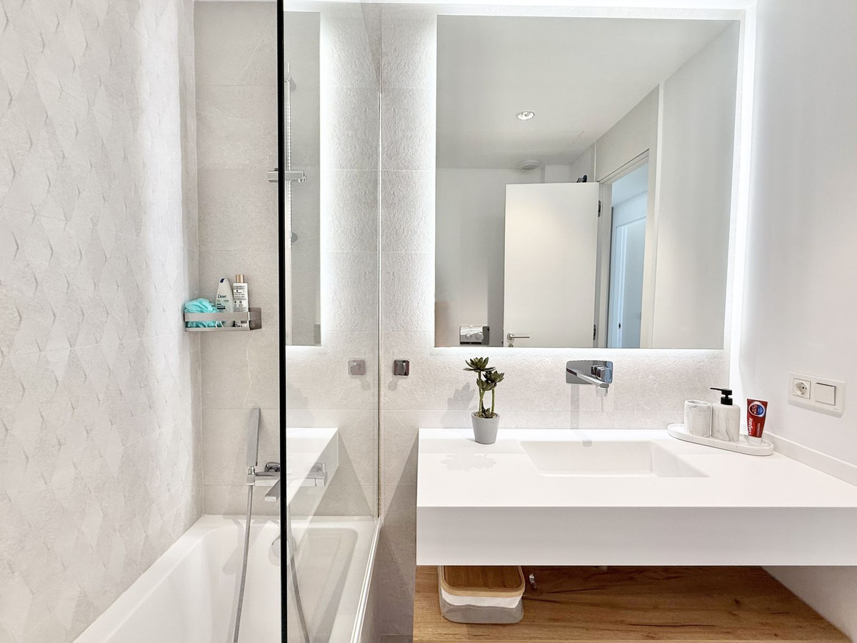 Penthouse te koop in Cabopino | 3 slaapkamers H5118937