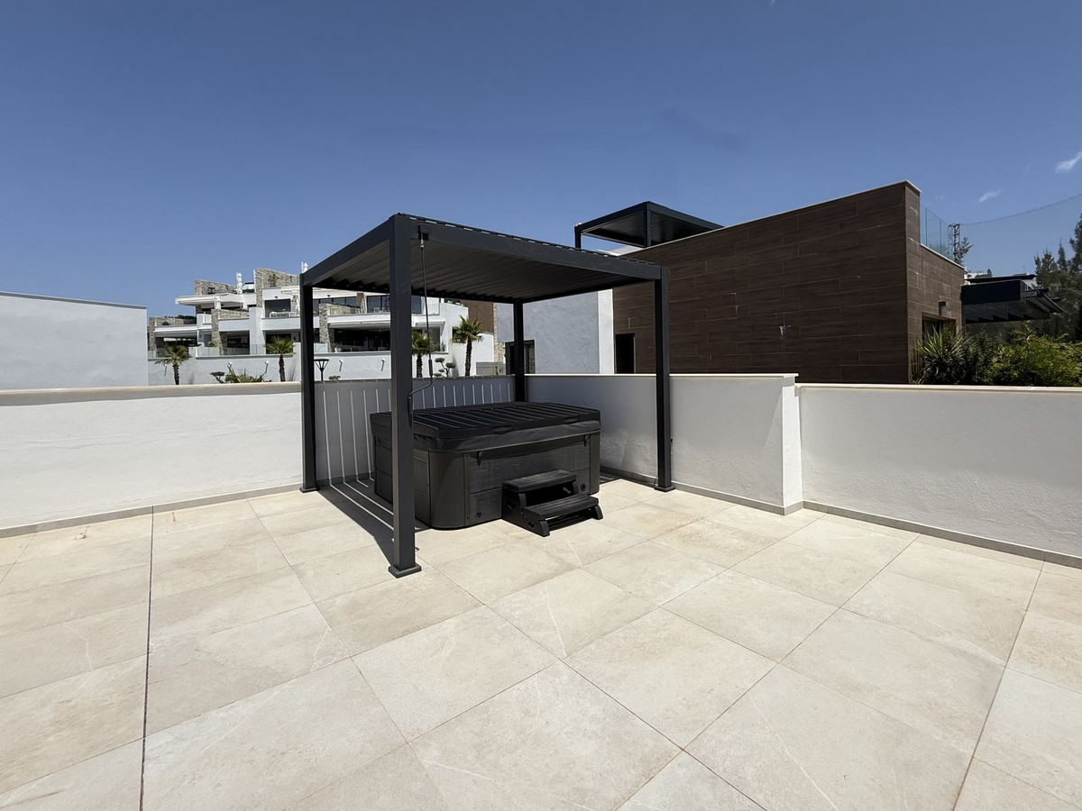 Penthouse te koop in Cabopino | 3 slaapkamers H5118937