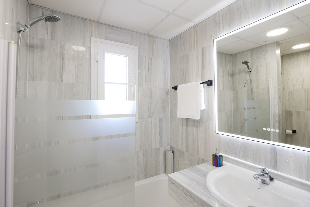 Appartement te koop in Cabopino | 3 slaapkamers H5120836