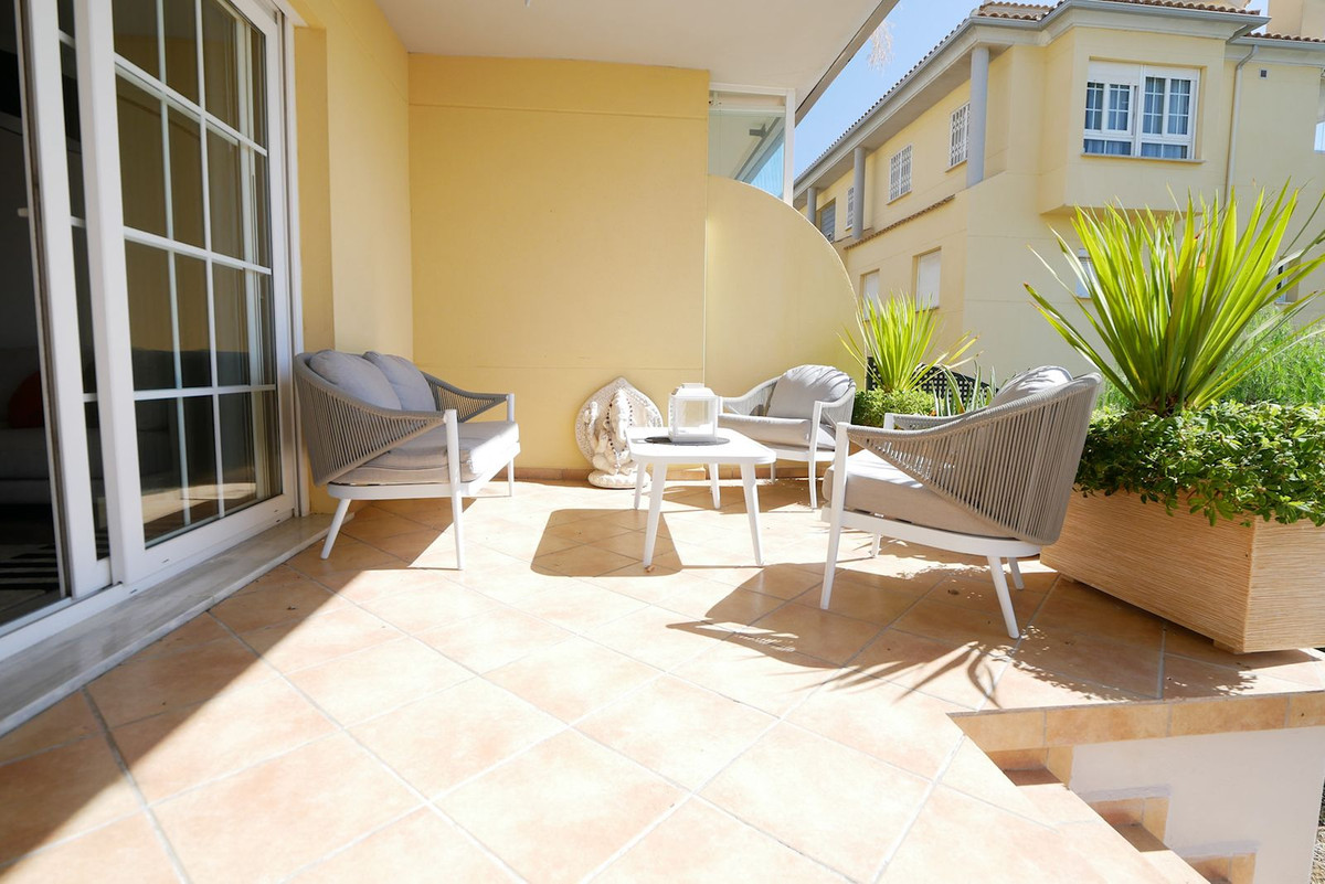 Appartement te koop in Cabopino | 3 slaapkamers H5120836