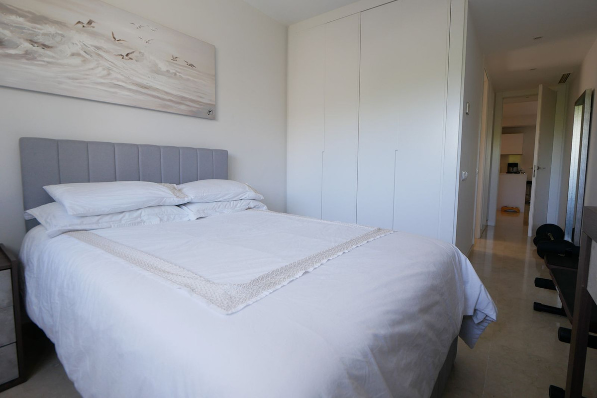 Appartement te koop in Cabopino | 2 slaapkamers H5156257