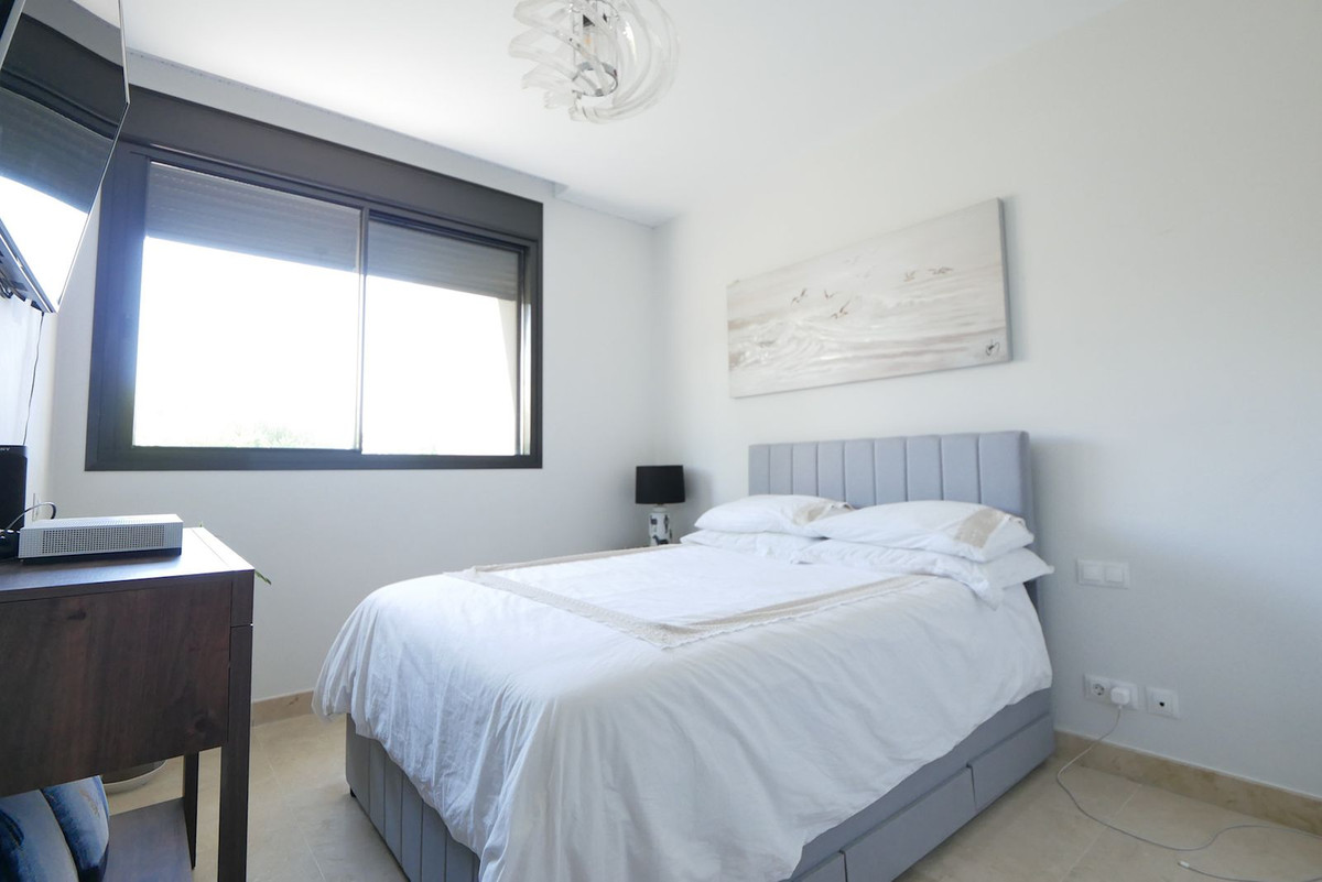 Appartement te koop in Cabopino | 2 slaapkamers H5156257