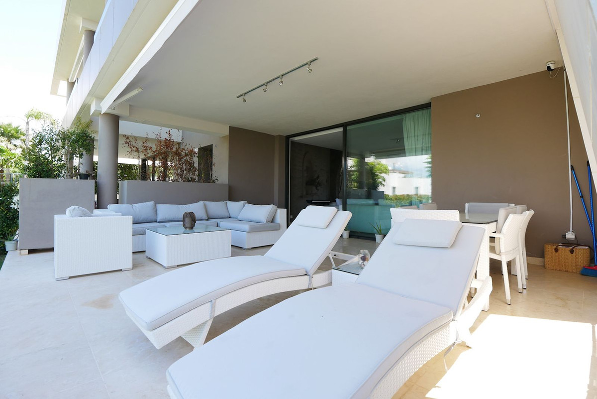 Appartement te koop in Cabopino | 2 slaapkamers H5156257