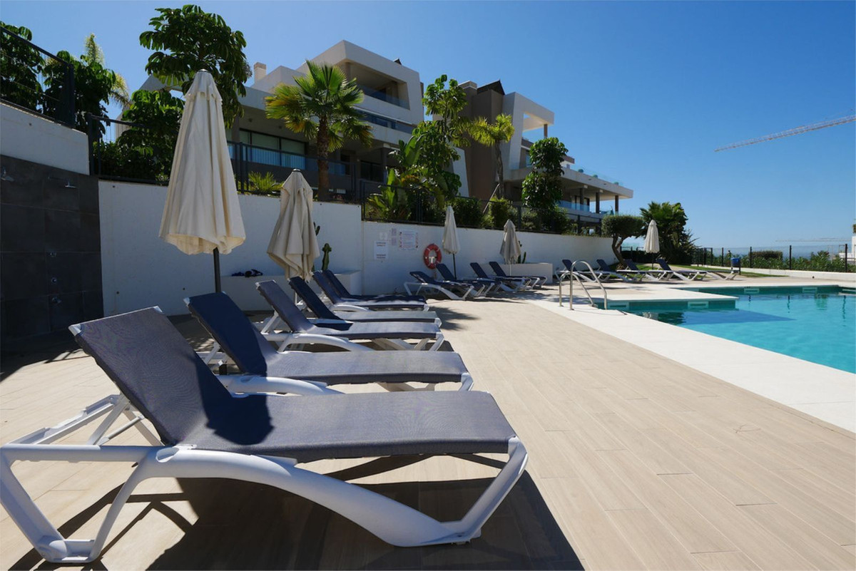 Appartement te koop in Cabopino | 2 slaapkamers H5156257