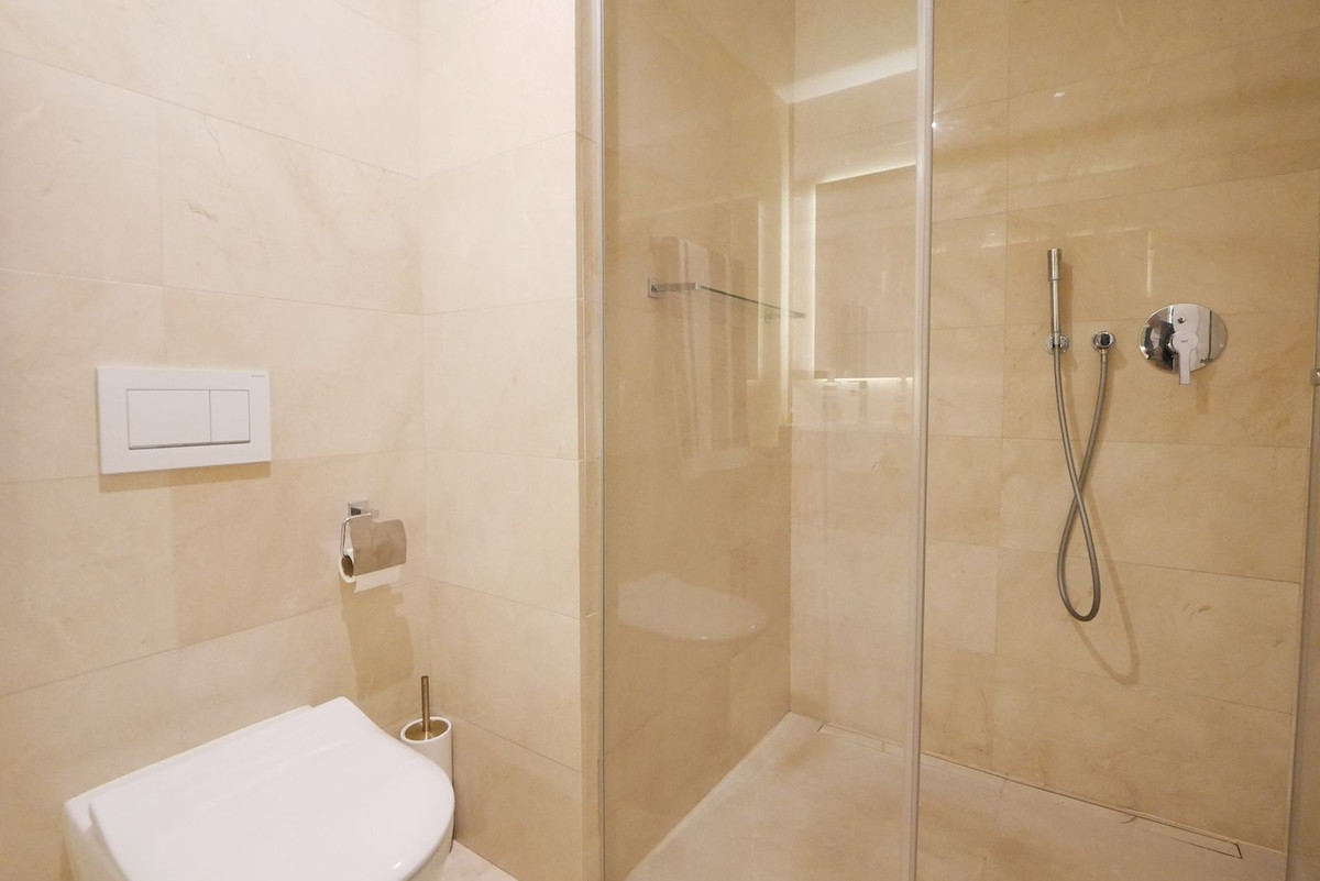 Appartement te koop in Cabopino | 2 slaapkamers H5156257