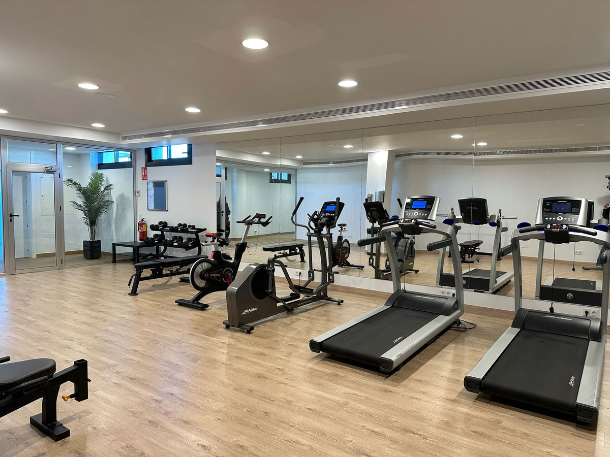 Appartement te koop in Cabopino | 2 slaapkamers H5272183