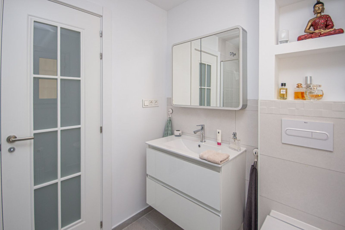 Appartement te koop in Cabopino | 2 slaapkamers H5302867