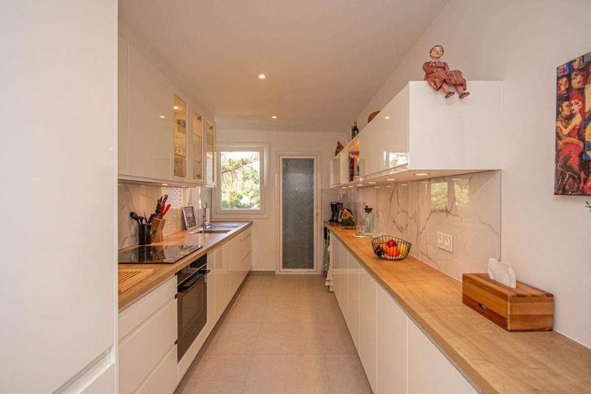 Appartement te koop in Cabopino | 2 slaapkamers H5302867