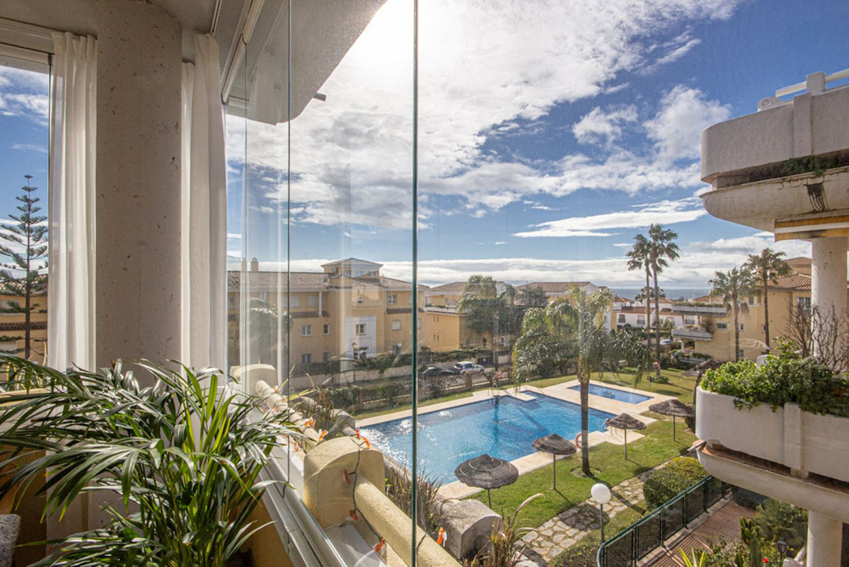 Appartement te koop in Cabopino | 2 slaapkamers H5302867