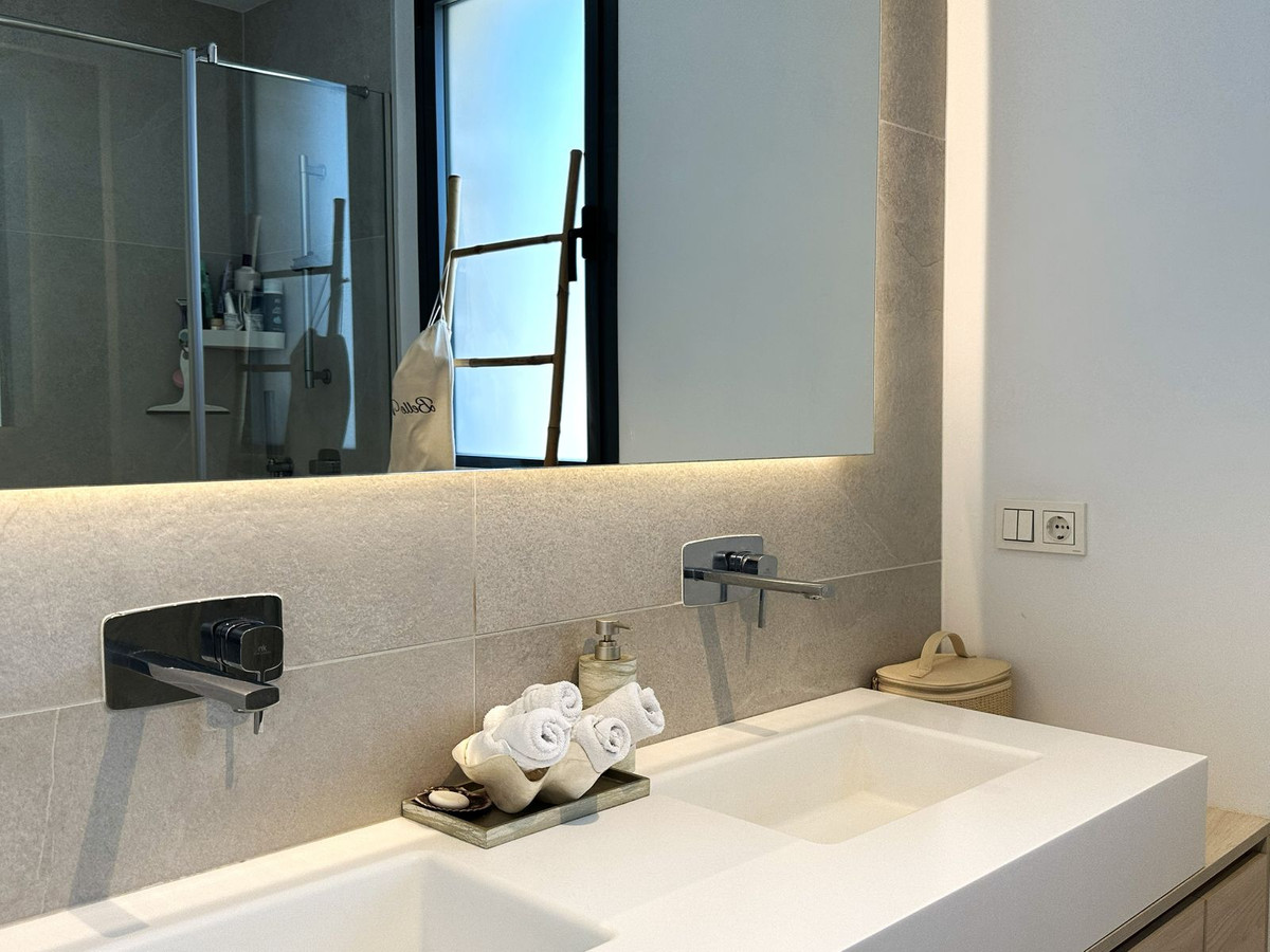 Property main view 40