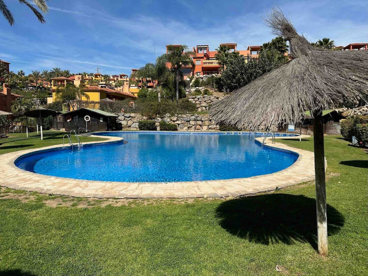 Penthouse te koop in Cabopino | 2 slaapkamers H5312605