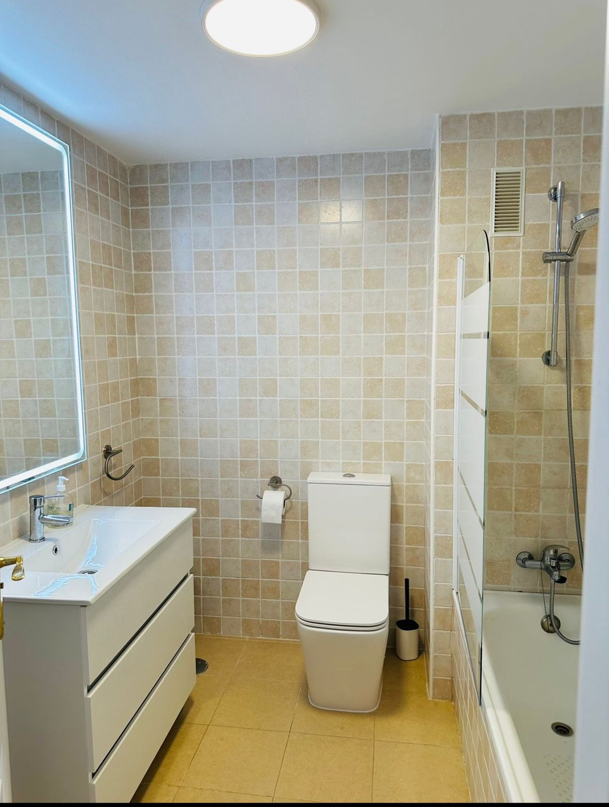 Penthouse te koop in Cabopino | 2 slaapkamers H5312605