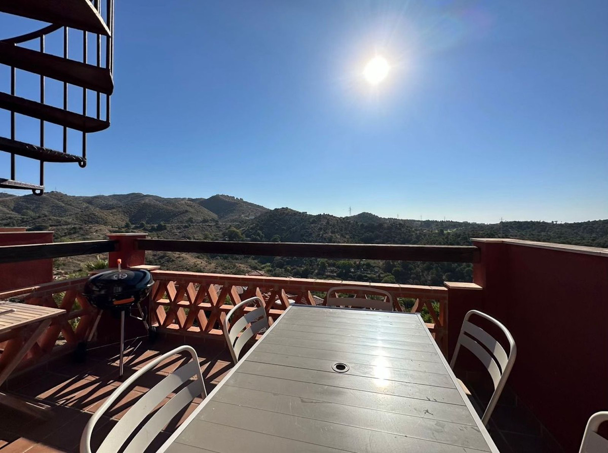 Penthouse te koop in Cabopino | 2 slaapkamers H5312605