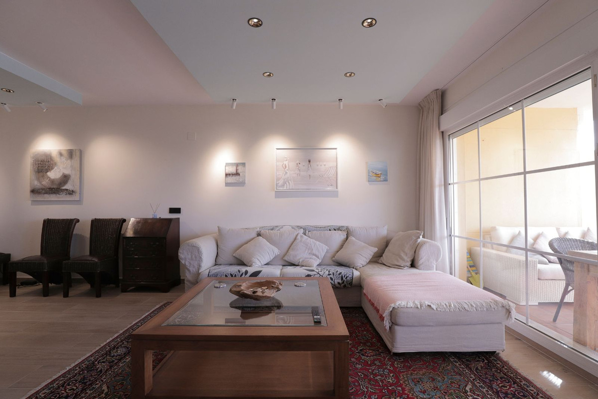 Appartement te koop in Cabopino | 3 slaapkamers H5348041