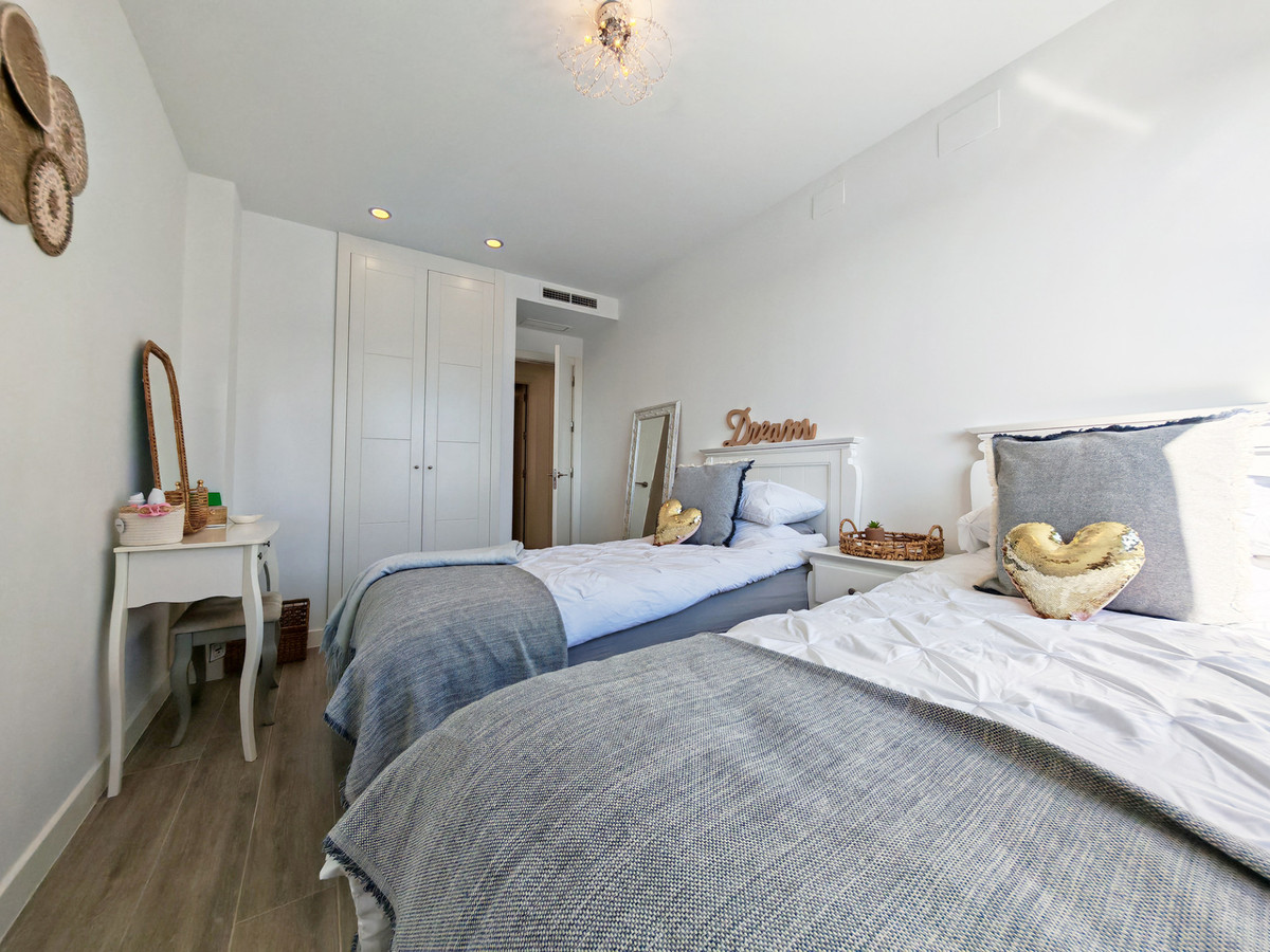 Penthouse te koop in Cabopino | 3 slaapkamers H5366254