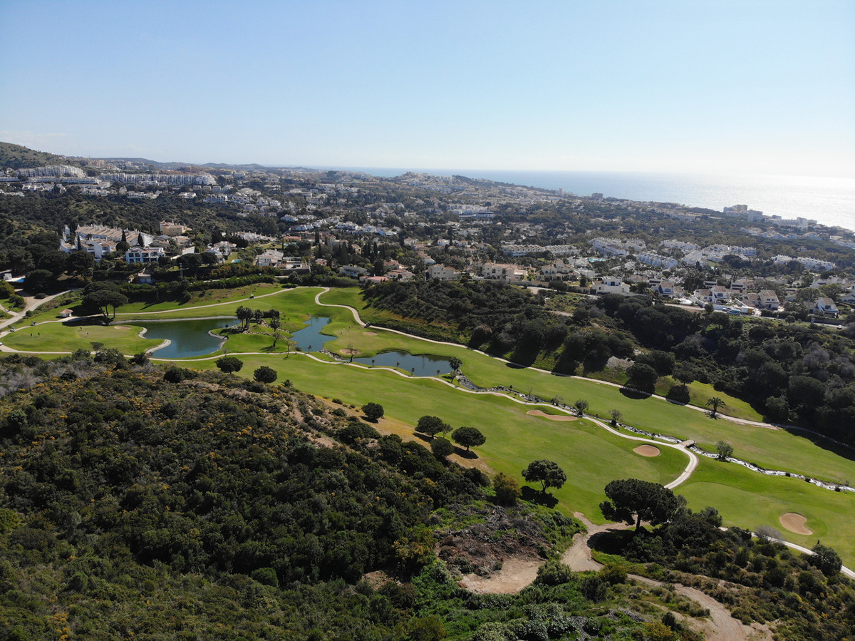 Penthouse te koop in Cabopino | 3 slaapkamers H5366254