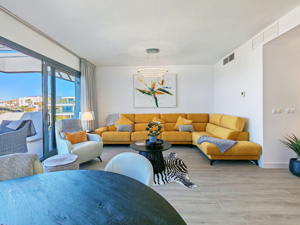 Penthouse te koop in Cabopino | 3 slaapkamers H5366254