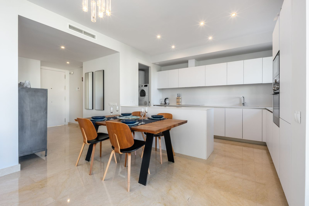 Appartement te koop in Cabopino | 3 slaapkamers H5374417