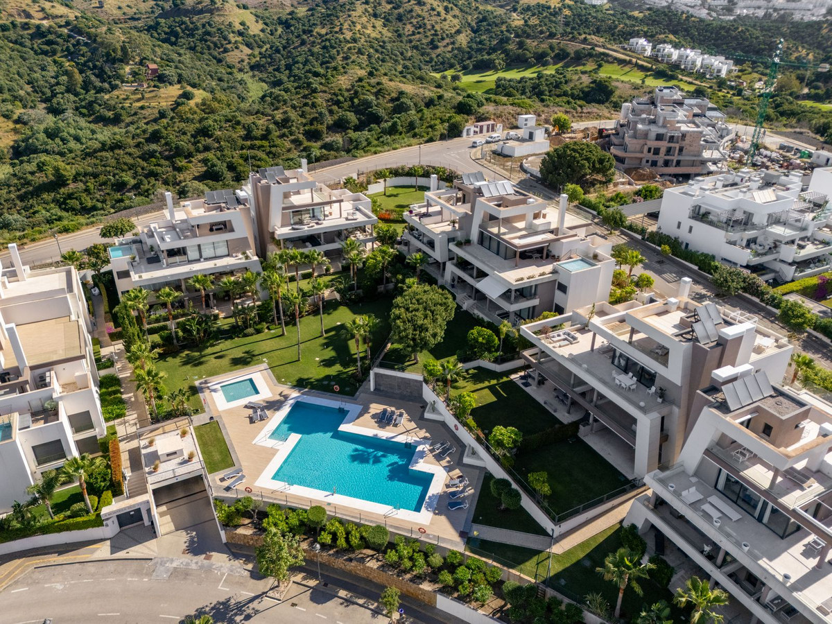 Appartement te koop in Cabopino | 3 slaapkamers H5374417