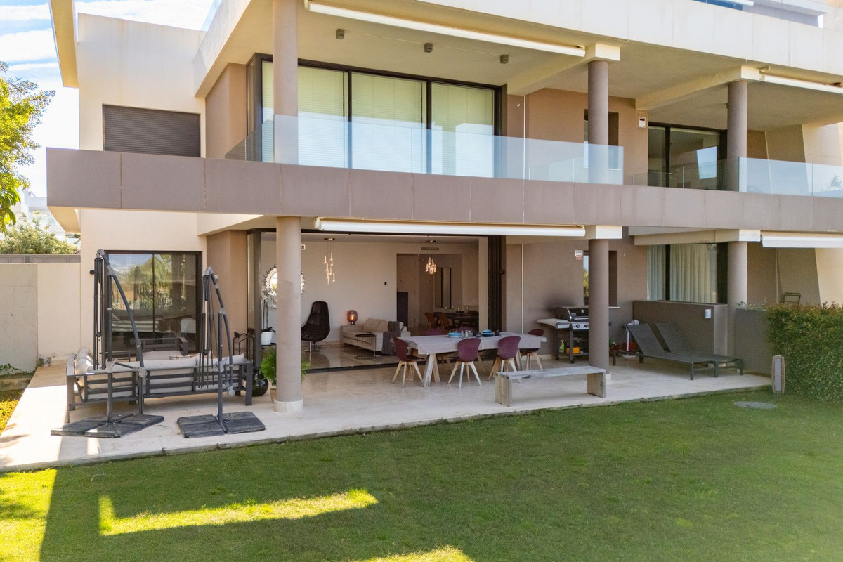 Appartement te koop in Cabopino | 3 slaapkamers H5374417
