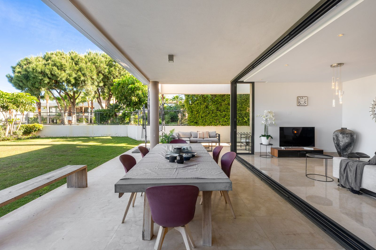 Appartement te koop in Cabopino | 3 slaapkamers H5374417