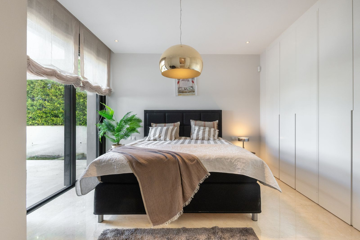 Appartement te koop in Cabopino | 3 slaapkamers H5374417