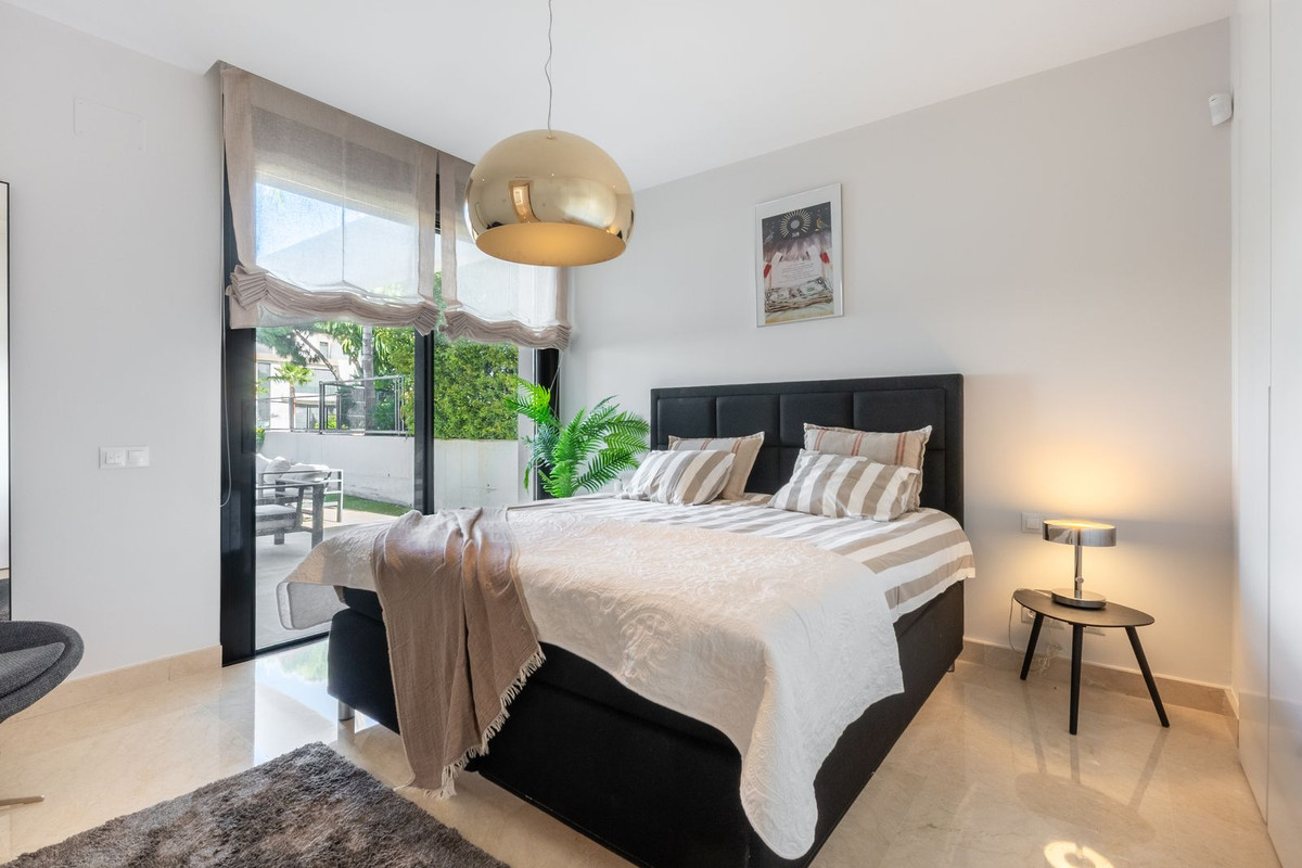 Appartement te koop in Cabopino | 3 slaapkamers H5374417