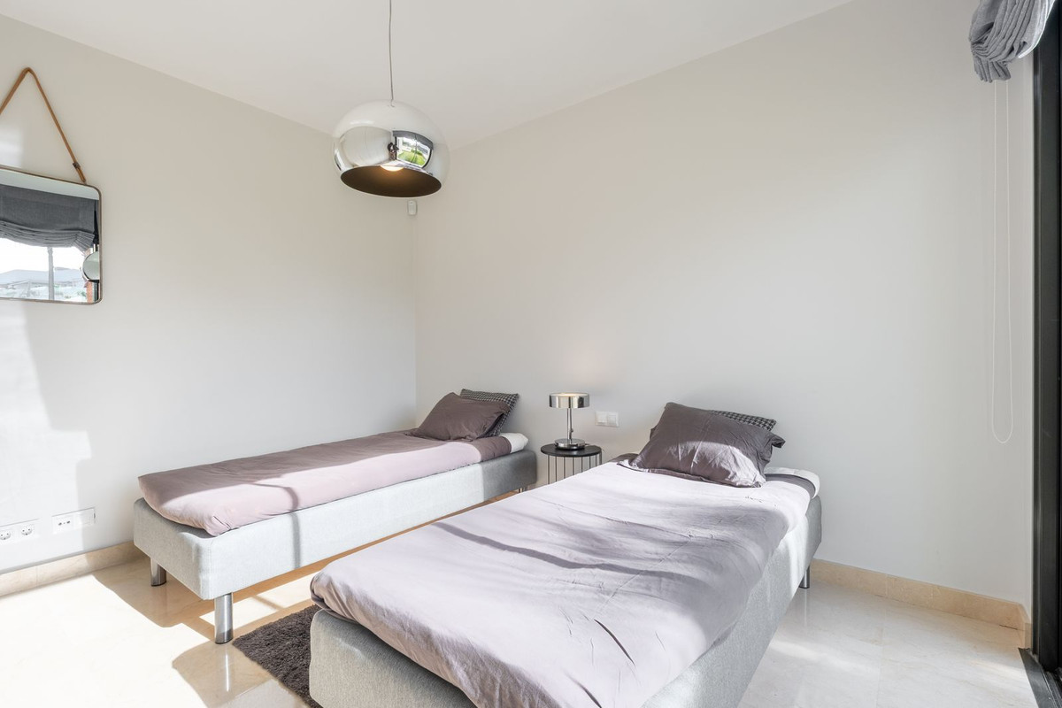 Appartement te koop in Cabopino | 3 slaapkamers H5374417