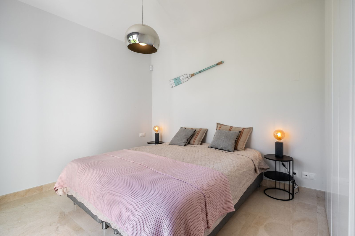 Appartement te koop in Cabopino | 3 slaapkamers H5374417