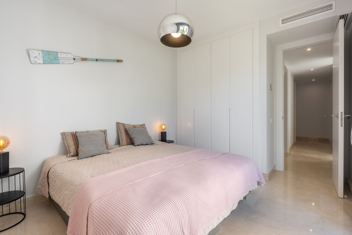 Appartement te koop in Cabopino | 3 slaapkamers H5374417