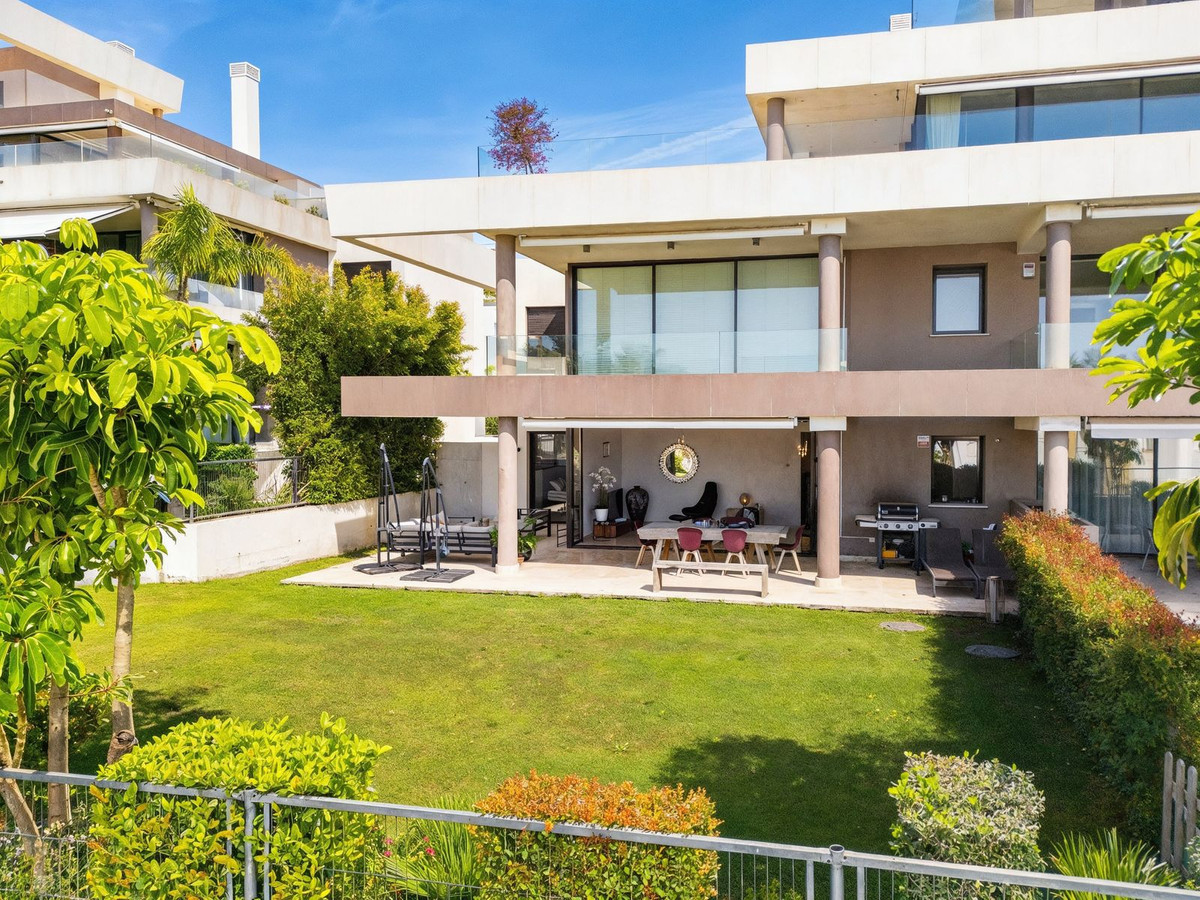 Appartement te koop in Cabopino | 3 slaapkamers H5374417