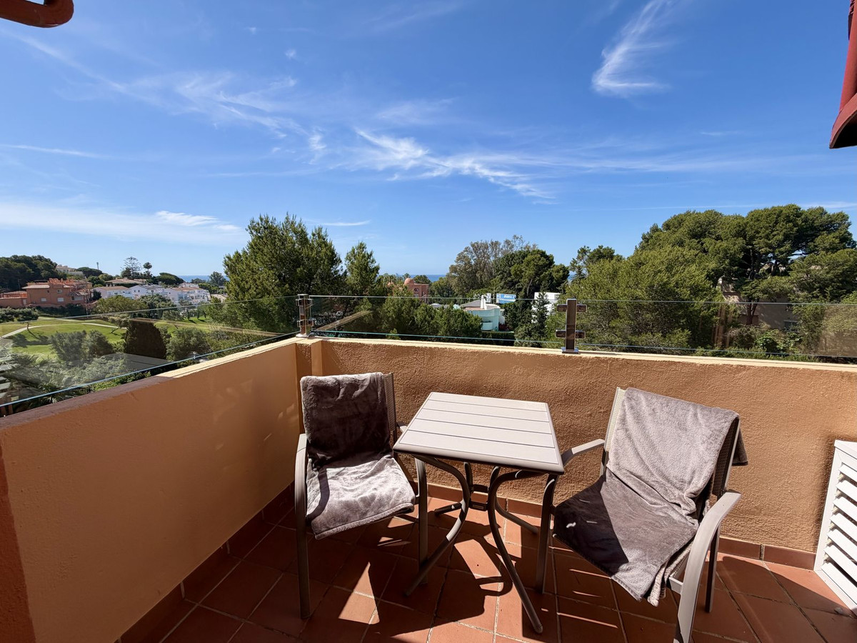 Penthouse te koop in Cabopino | 2 slaapkamers H5386951