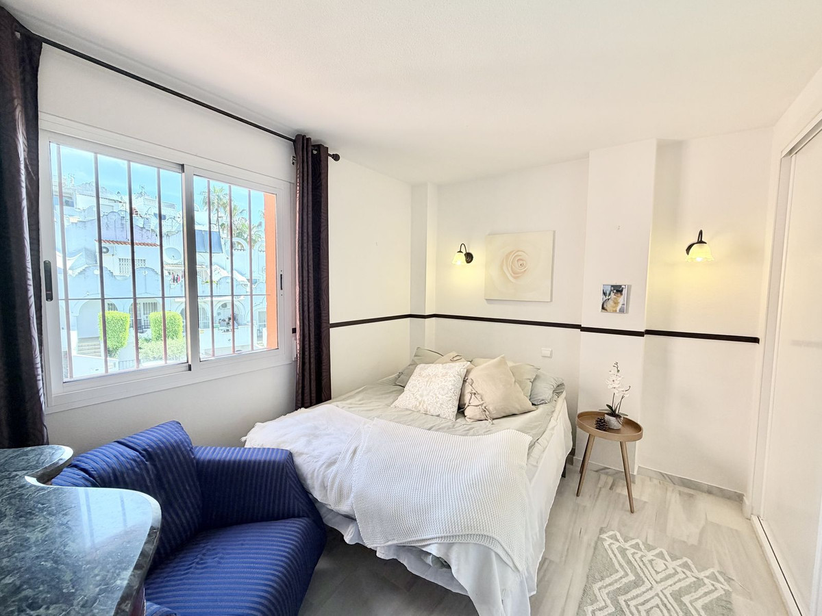 Penthouse te koop in Cabopino | 2 slaapkamers H5386951